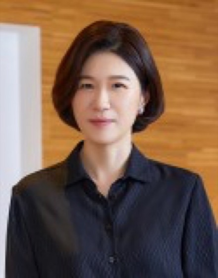 Jee Eun (Geannie) Cho